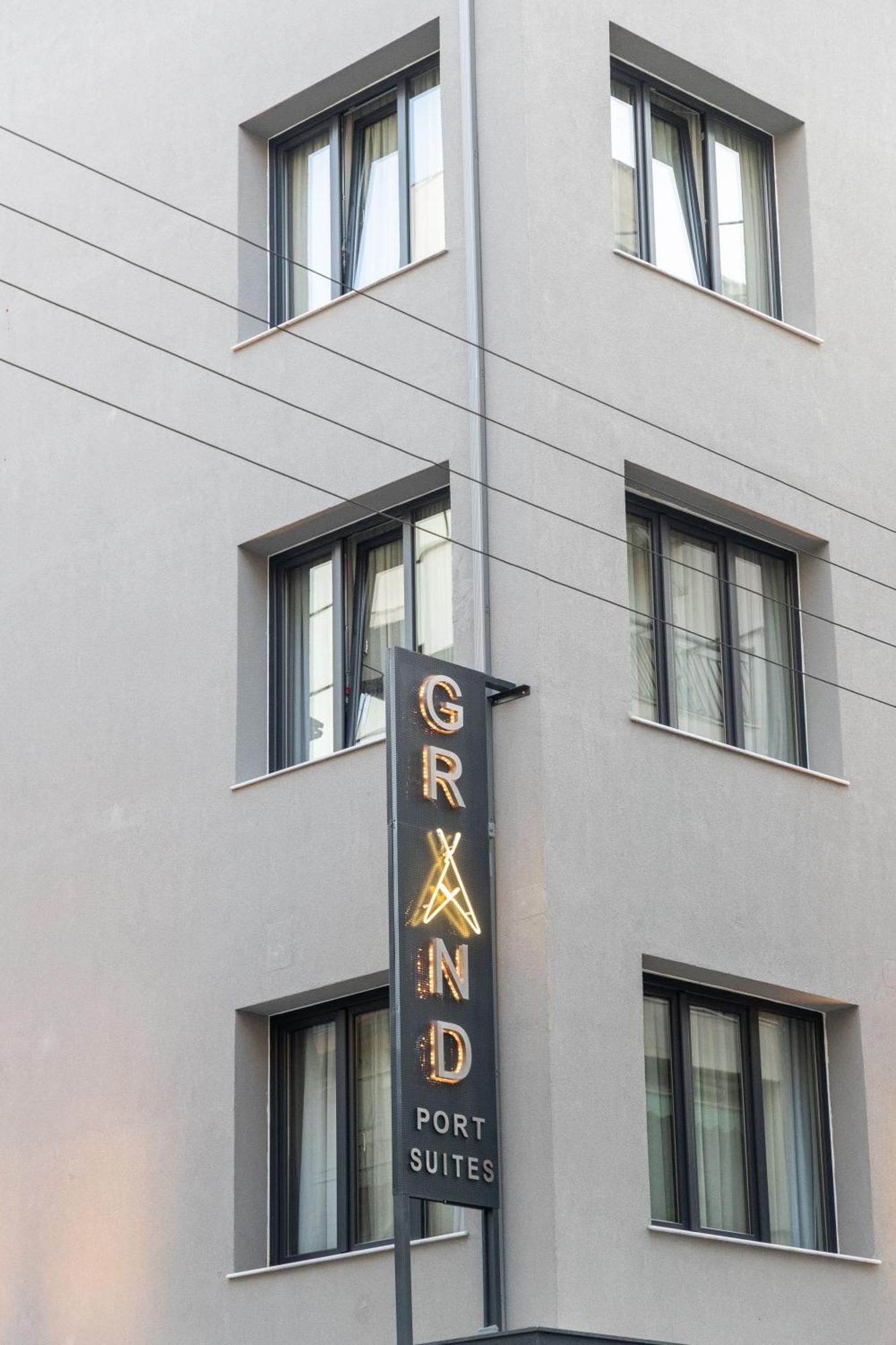 Grand Port Suites Soluň Exteriér fotografie